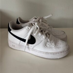 Nike Air Force 1 White and Black